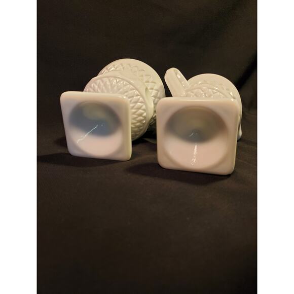 2 Pc Vintage Colony Milk Glass Open Sugar n Creamer Set in Lacette - Picture 11 of 16